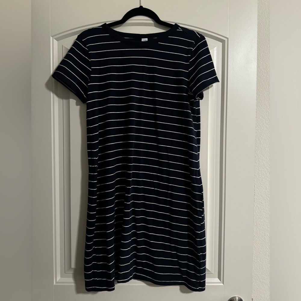 Old navy cami dress. Used like new